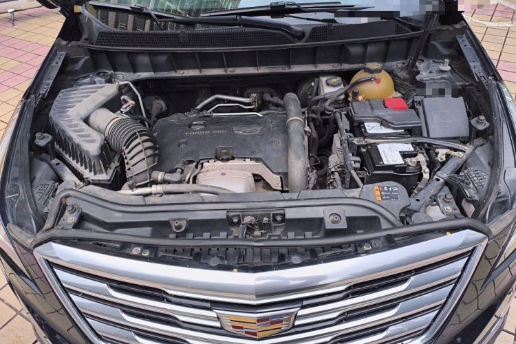 Used Cadillac XT5 2018 28T Four-Wheel Drive Luxury Model Engine Bay