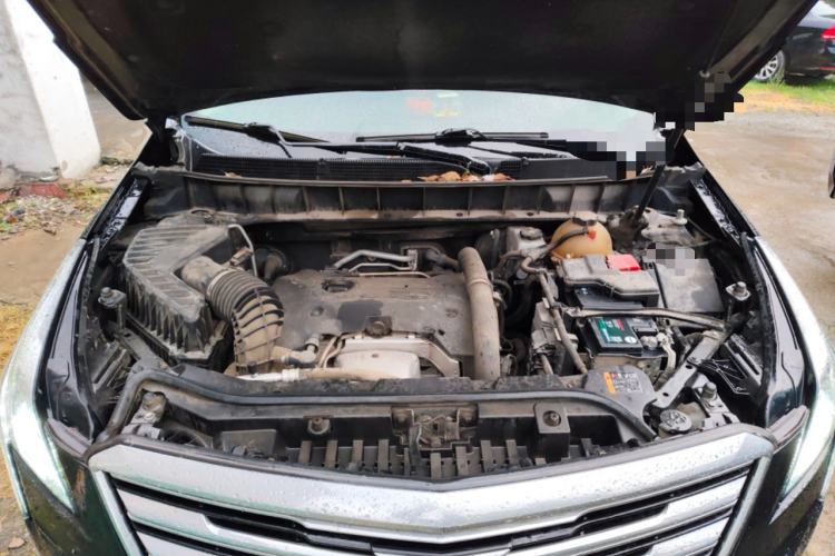Used Cadillac XT5 2018 25T Luxury Model Engine Bay