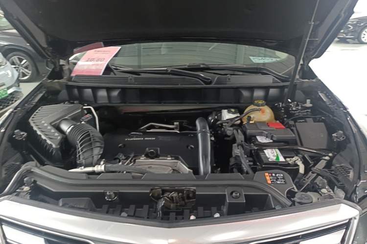 Used Cadillac XT5 2018 28T Four-Wheel Drive Luxury Model Engine Bay