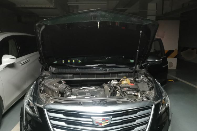 Used Cadillac XT5 2018 28T Four-Wheel Drive Luxury Model Engine Bay