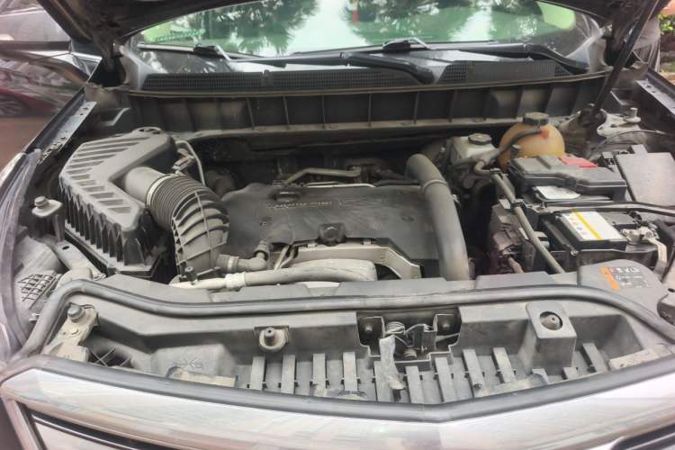 Used Cadillac XT5 2018 28T Four-Wheel Drive Luxury Model Engine Bay