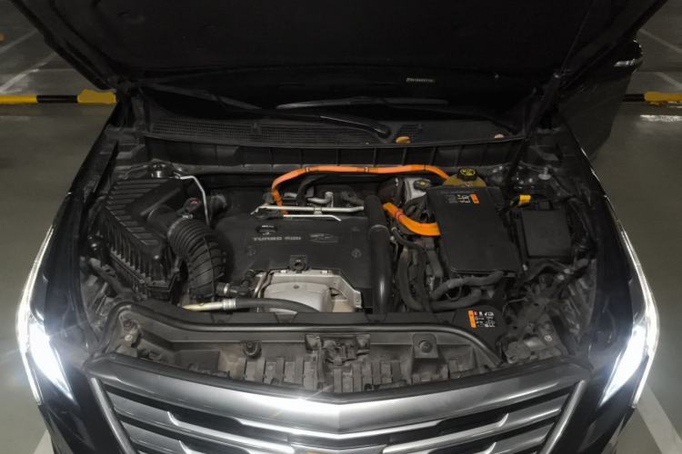 Used Cadillac XT5 2018 28E Four-Wheel Drive Tech Version Engine Bay