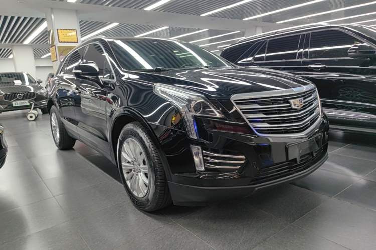 Used Cadillac XT5 2018 28E Four-Wheel Drive Tech Version Exterior 1