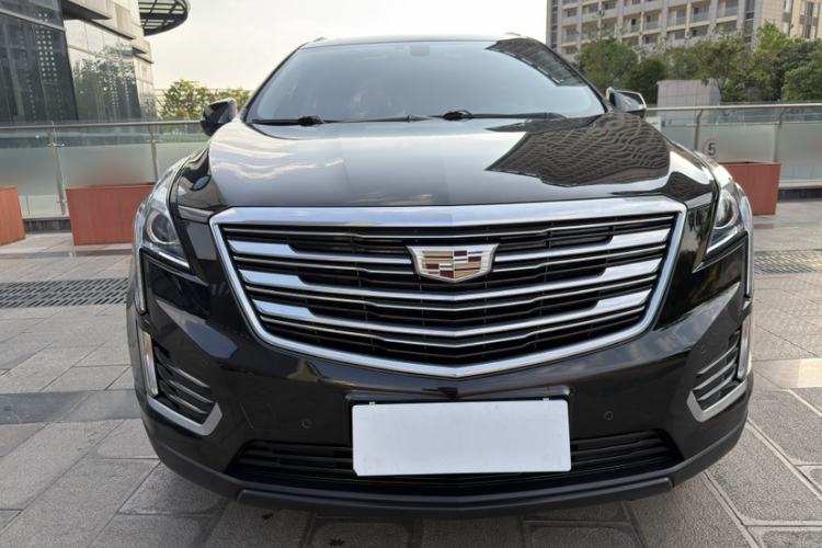 Used Cadillac XT5 2018 25T Luxury Model Exterior 12