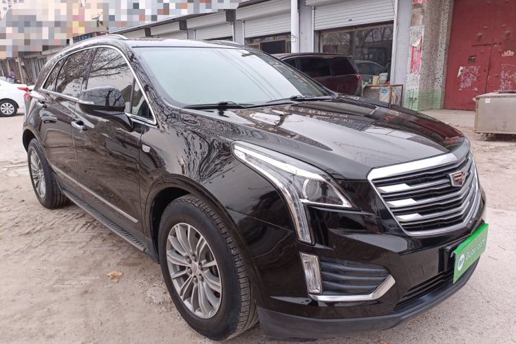 Used Cadillac XT5 2018 25T Luxury Model Exterior 2