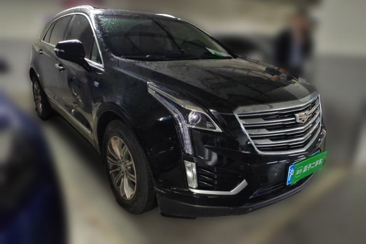 Used Cadillac XT5 2018 25T Luxury Model Exterior 2