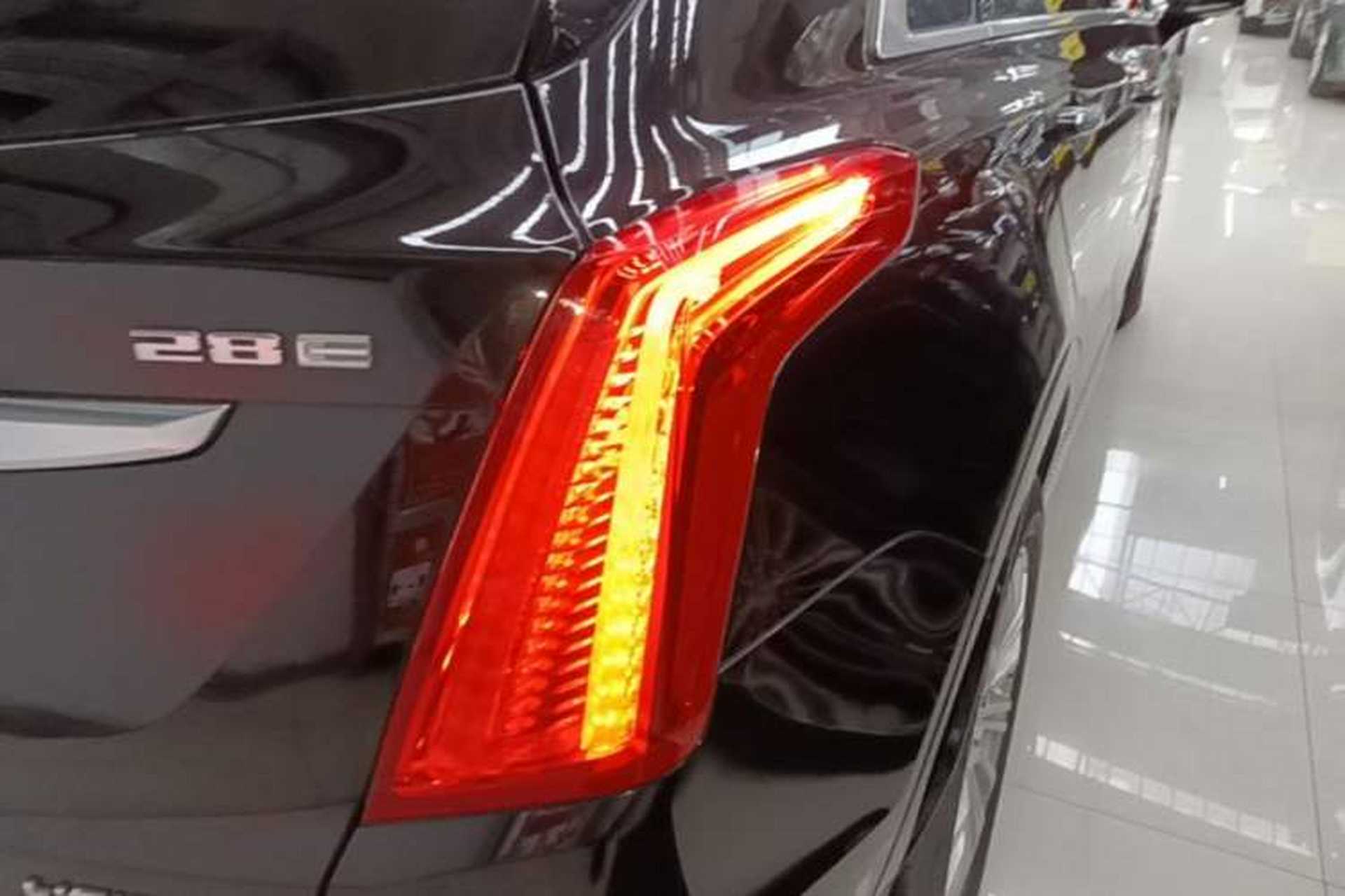 Used Cadillac XT5 2018 28E Four-Wheel Drive Tech Version Exterior 3