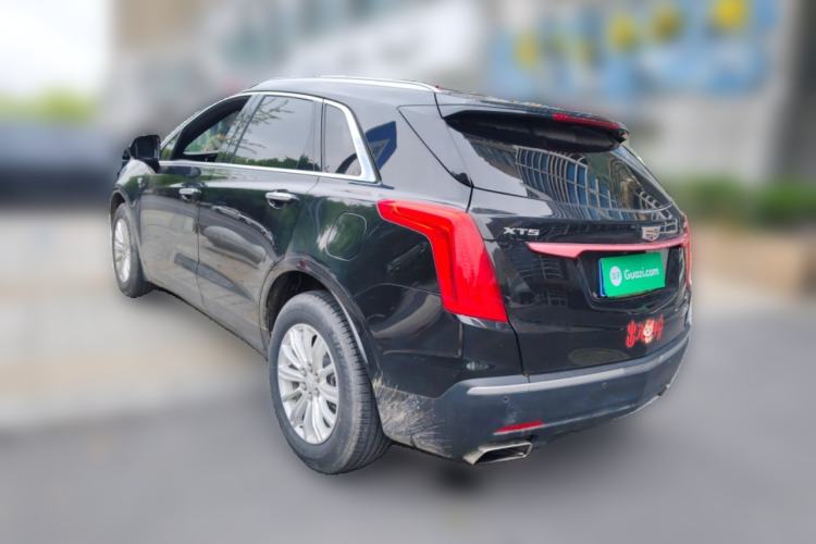 Used Cadillac XT5 2018 25T Tech Model Exterior 3
