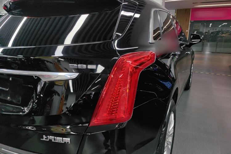 Used Cadillac XT5 2018 28E Four-Wheel Drive Tech Version Exterior 3