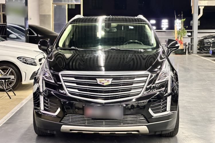 Used Cadillac XT5 2018 28T Four-Wheel Drive Luxury Model Exterior 4
