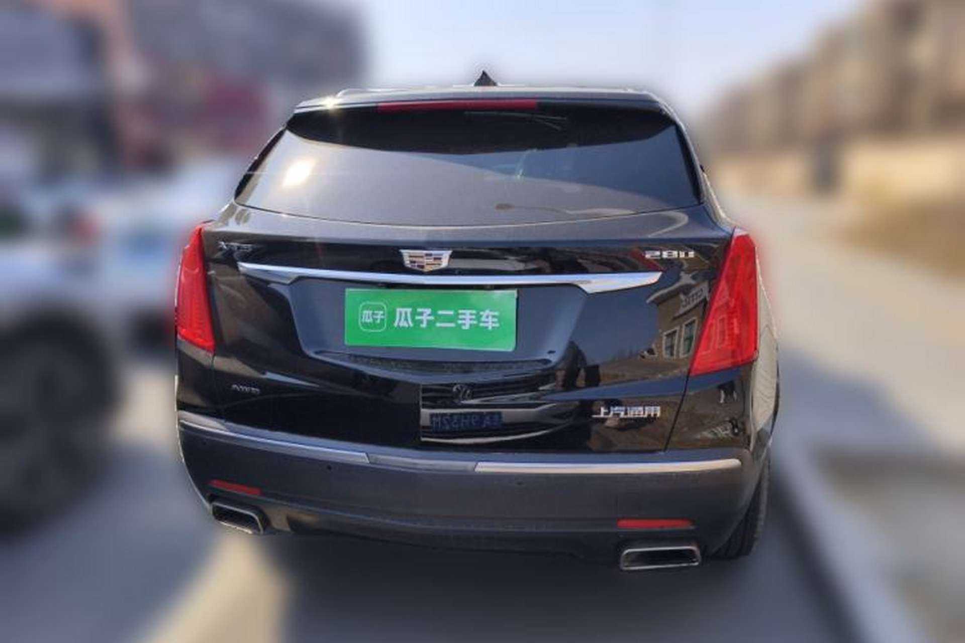 Used Cadillac XT5 2018 25T Luxury Model Exterior 4