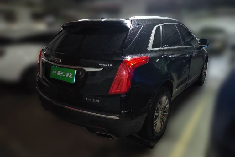 Used Cadillac XT5 2018 25T Luxury Model Exterior 5