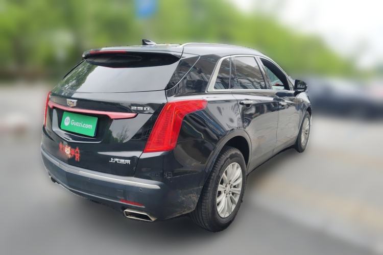 Used Cadillac XT5 2018 25T Tech Model Exterior 5