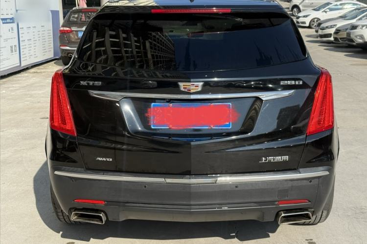 Used Cadillac XT5 2018 28T Four-Wheel Drive Luxury Model Exterior 6