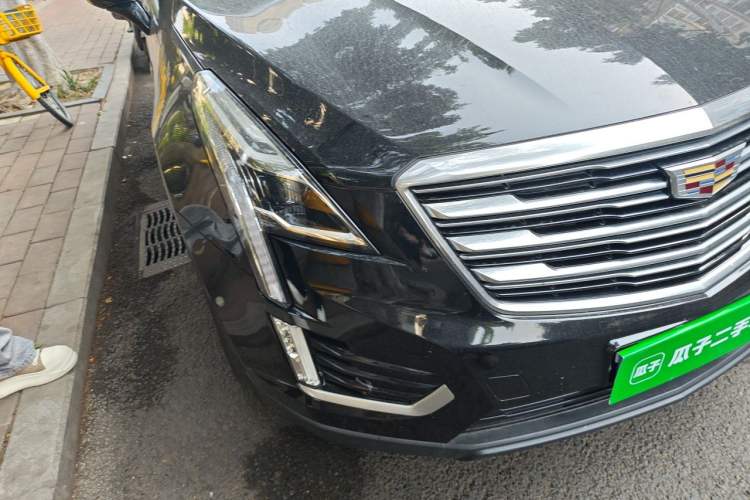 Used Cadillac XT5 2018 28T Four-Wheel Drive Luxury Model Exterior 6