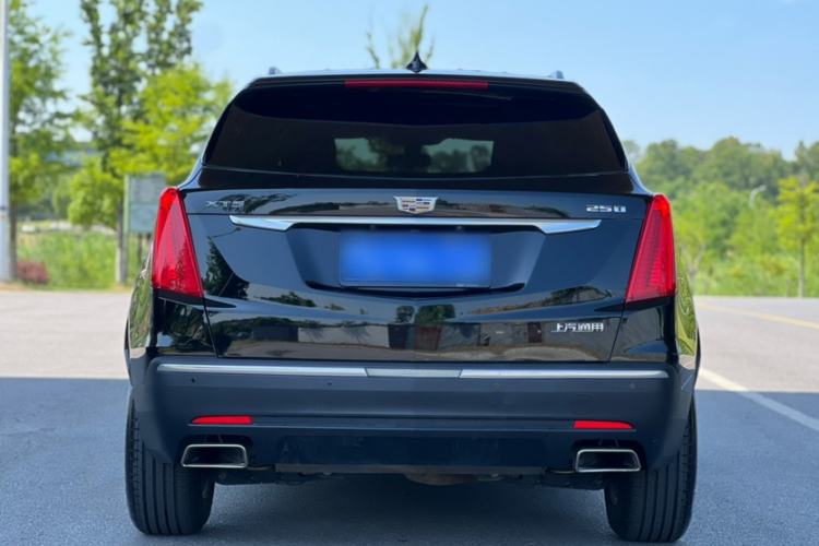 Used Cadillac XT5 2018 25T Luxury Model Exterior 7