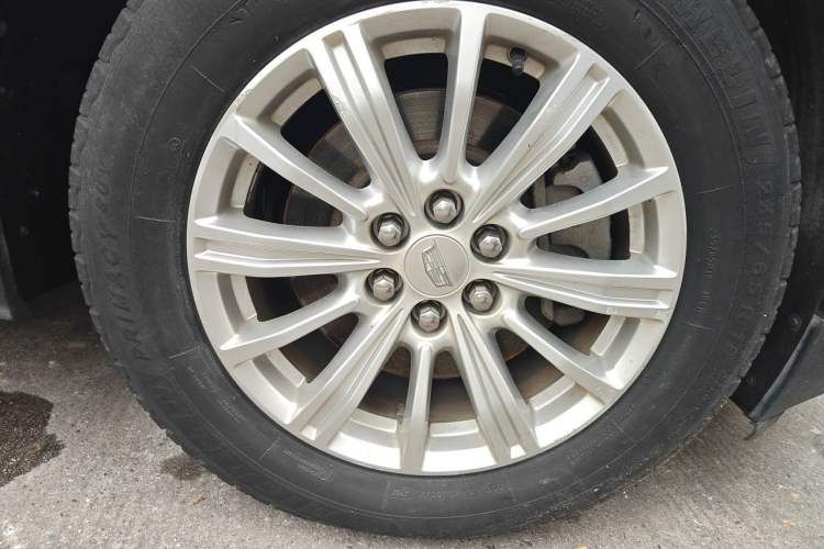 Used Cadillac XT5 2018 28E Four-Wheel Drive Tech Version Exterior 7
