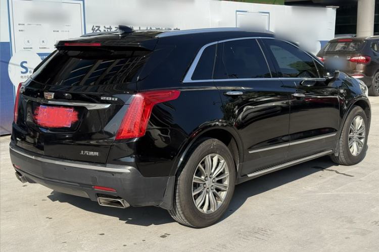 Used Cadillac XT5 2018 28T Four-Wheel Drive Luxury Model Exterior 8