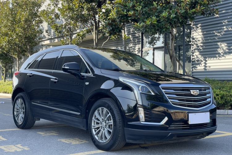 Used Cadillac XT5 2018 25T Luxury Model Exterior 8