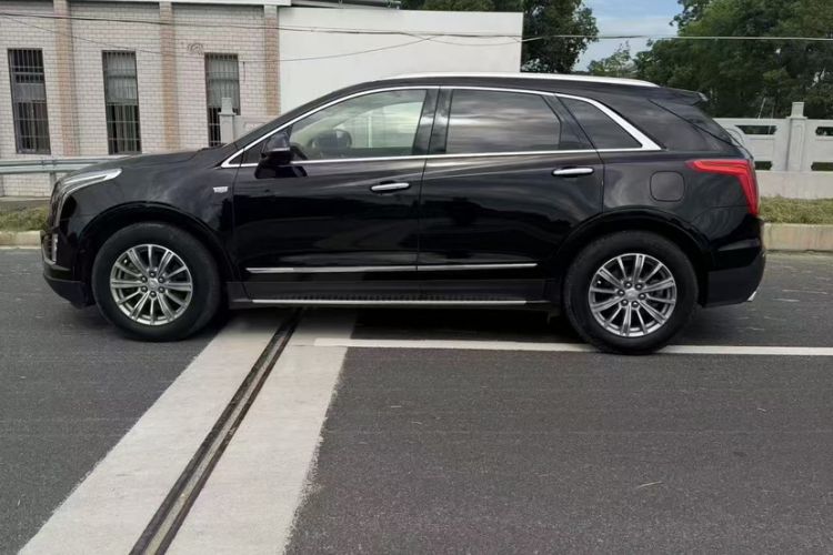 Used Cadillac XT5 2018 28T Four-Wheel Drive Luxury Model Exterior 9