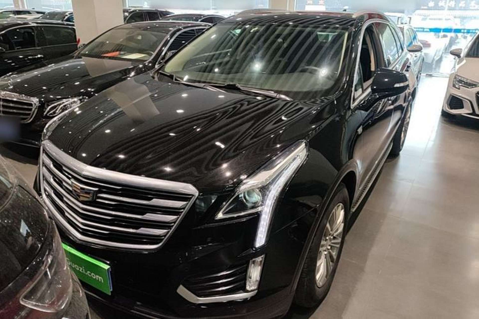 Used Cadillac XT5 2018 25T Luxury Model Front