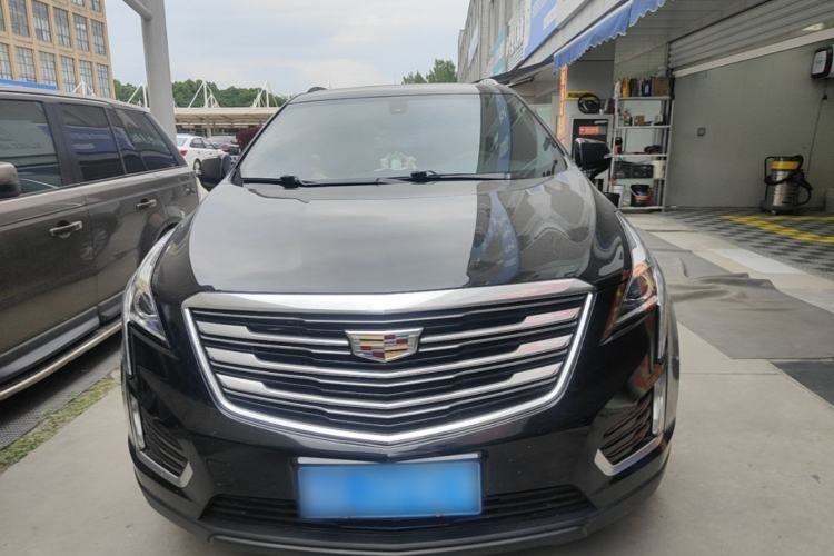 Used Cadillac XT5 2018 25T Tech Model Front