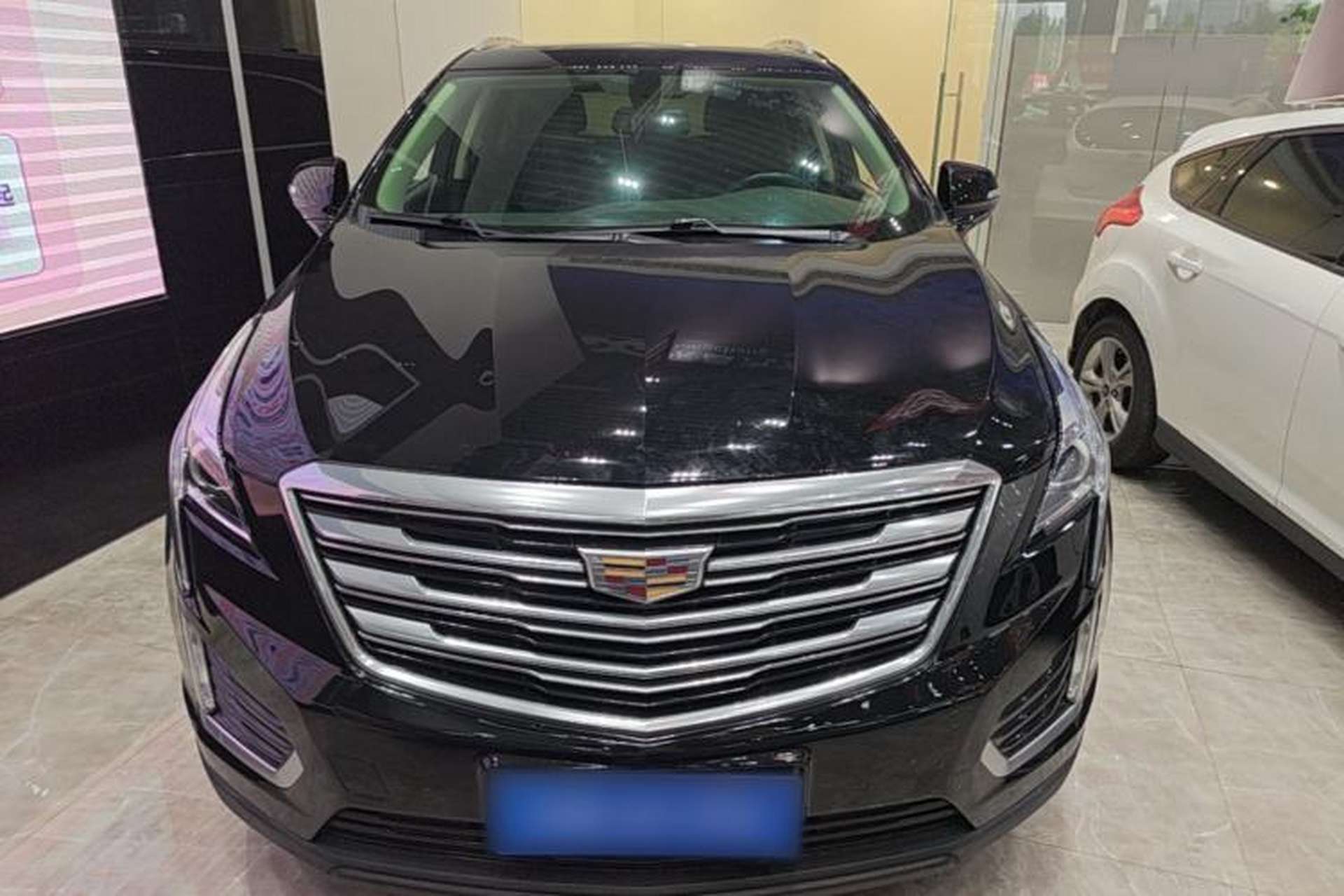 Used Cadillac XT5 2018 25T Luxury Model Front