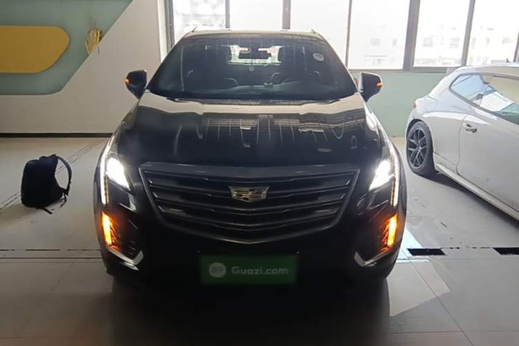 Used Cadillac XT5 2018 25T Luxury Model Front