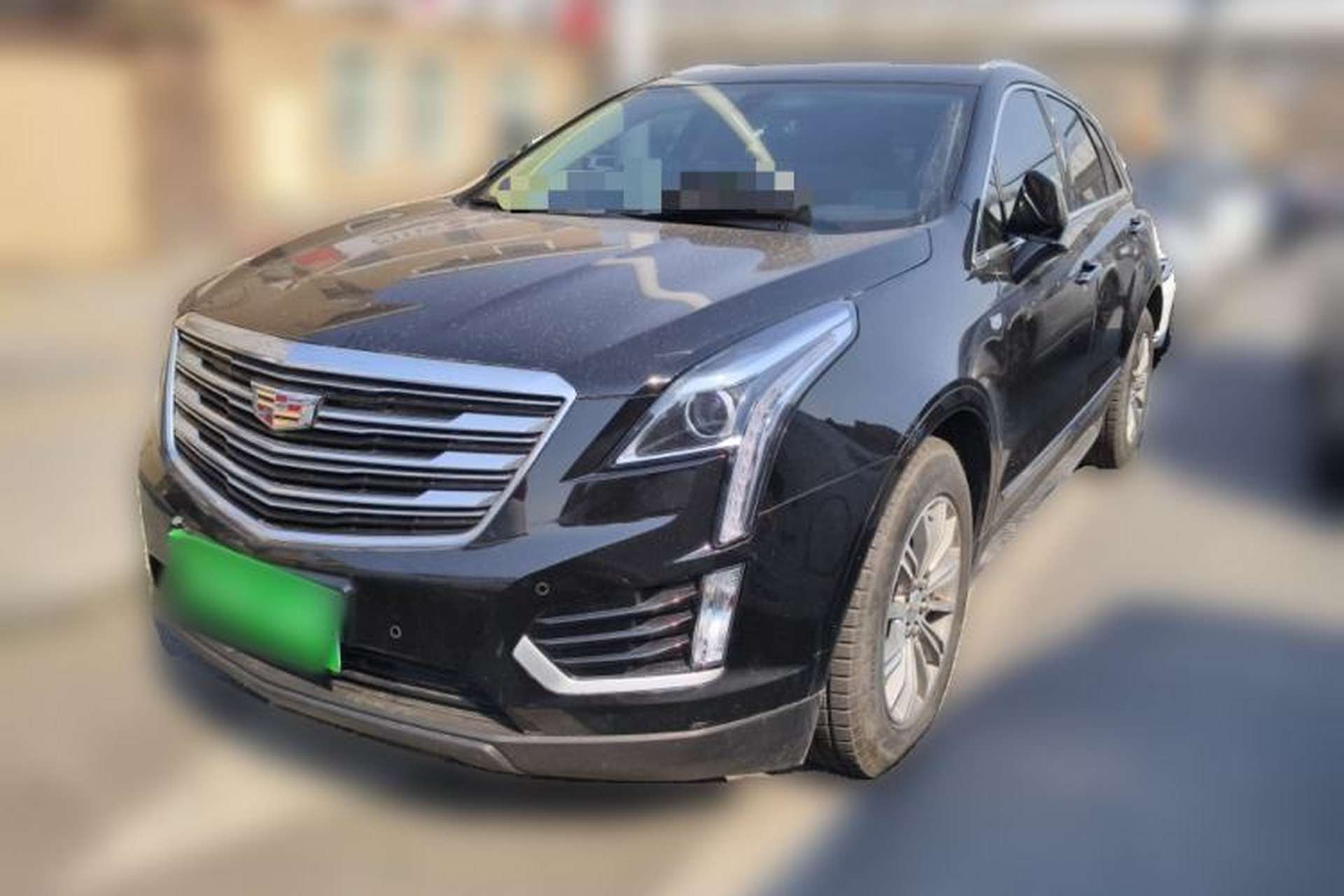 Used Cadillac XT5 2018 25T Luxury Model Front Left 45 Deg