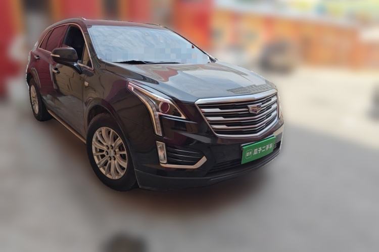 Used Cadillac XT5 2018 28E Four-Wheel Drive Tech Version Front Right 45 Deg