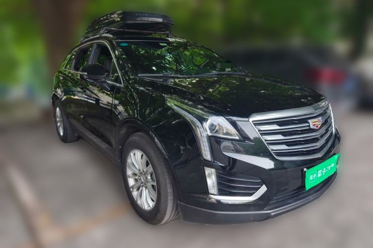 Used Cadillac XT5 2018 25T Tech Model Front Right 45 Deg
