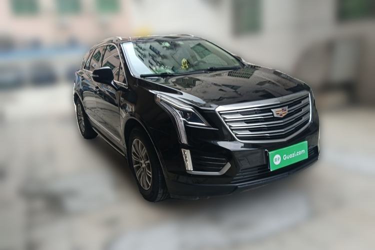 Used Cadillac XT5 2018 28T Four-Wheel Drive Luxury Model Front Right 45 Deg