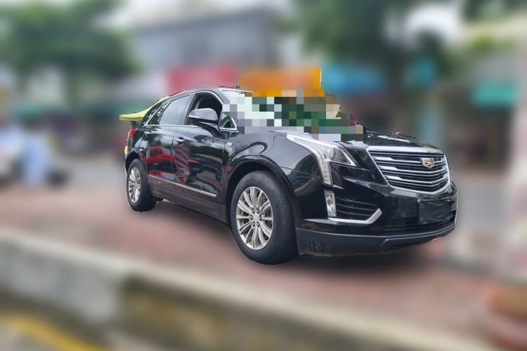 Used Cadillac XT5 2018 25T Luxury Model Front Right 45 Deg