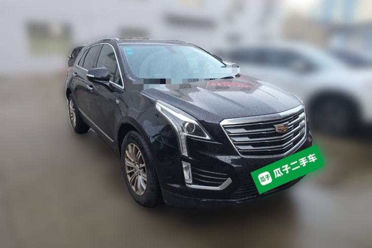 Used Cadillac XT5 2018 25T Luxury Model Front Right 45 Deg