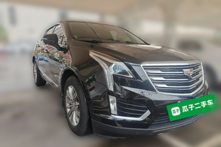 Used Cadillac XT5 2018 25T Luxury Model Front Right 45 Deg