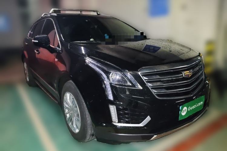 Used Cadillac XT5 2018 28E Four-Wheel Drive Tech Version Front Right 45 Deg