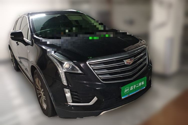 Used Cadillac XT5 2018 25T Luxury Model Front Right 45 Deg