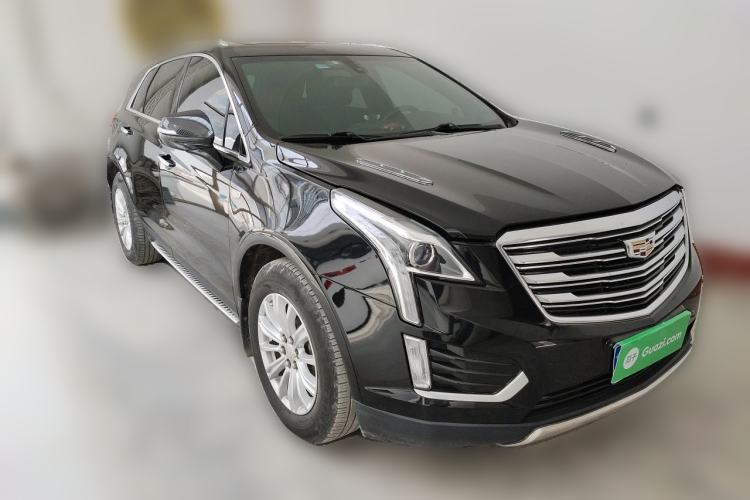 Used Cadillac XT5 2018 28E Four-Wheel Drive Tech Version Front Right 45 Deg