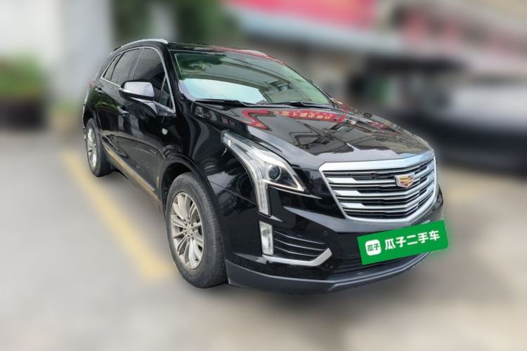 Used Cadillac XT5 2018 25T Luxury Model Front Right 45 Deg