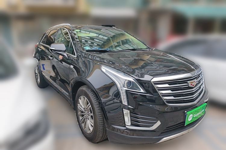Used Cadillac XT5 2018 25T Luxury Model Front Right 45 Deg
