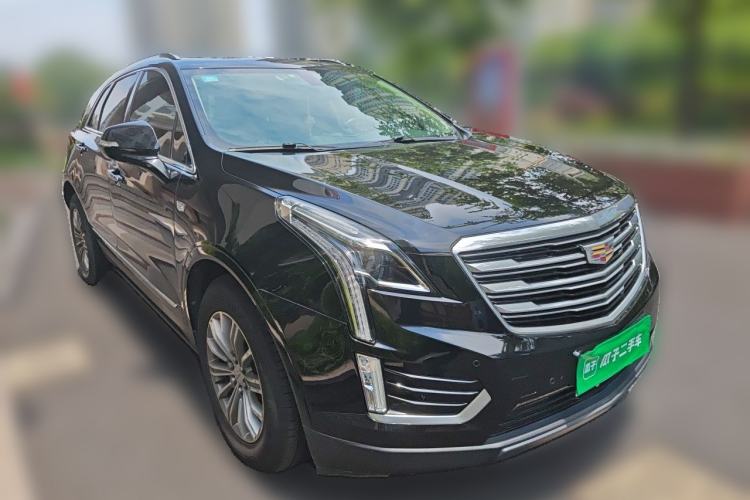 Used Cadillac XT5 2018 28T Four-Wheel Drive Luxury Model Front Right 45 Deg