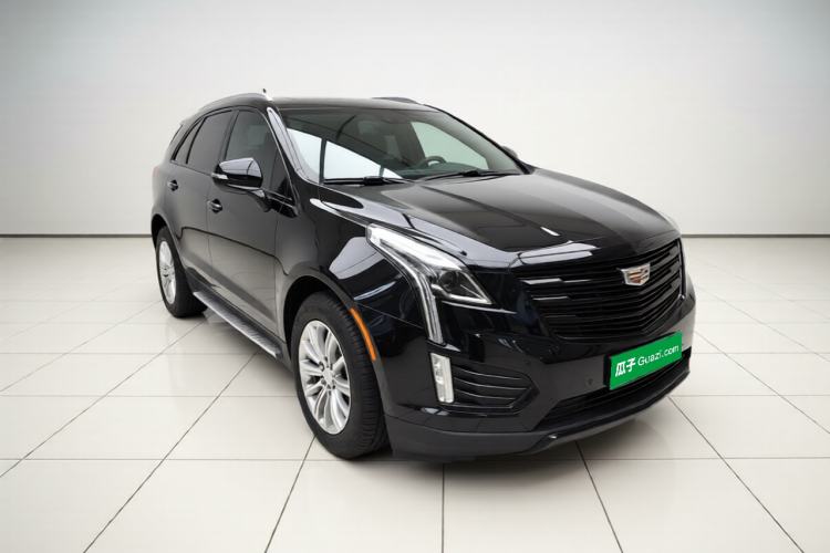 Used Cadillac XT5 2018 28T Four-Wheel Drive Luxury Model Front Right 45 Deg
