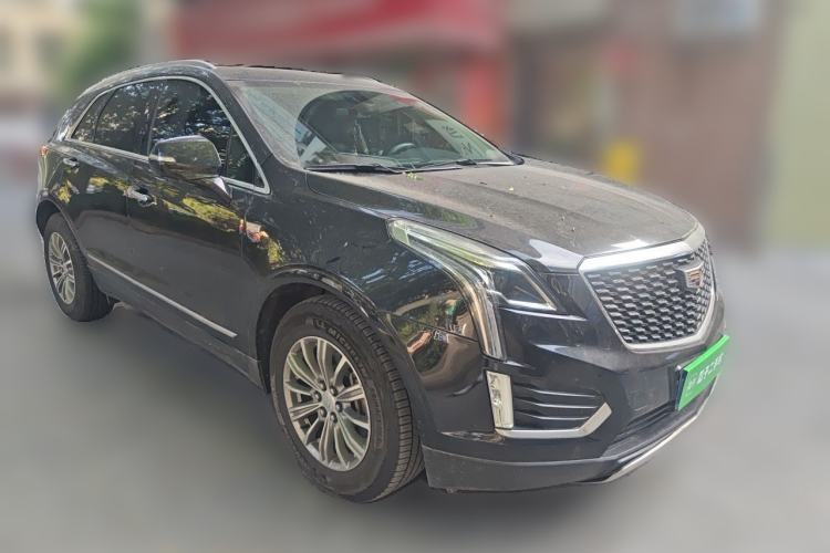 Used Cadillac XT5 2018 28T Four-Wheel Drive Luxury Model Front Right 45 Deg