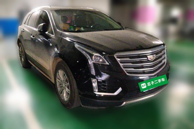 Used Cadillac XT5 2018 25T Luxury Model Front Right 45 Deg
