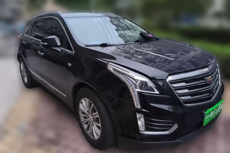 Used Cadillac XT5 2018 25T Luxury Model Front Right 45 Deg