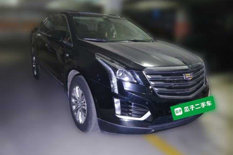 Used Cadillac XT5 2018 25T Luxury Model Front Right 45 Deg