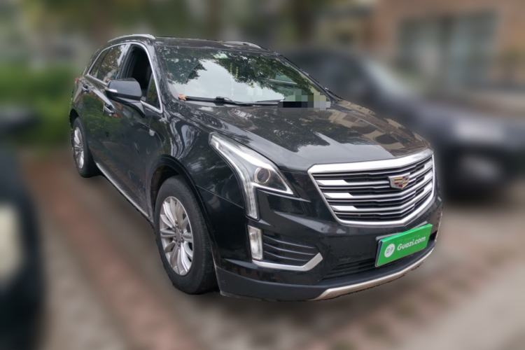 Used Cadillac XT5 2018 28E Four-Wheel Drive Tech Version Front Right 45 Deg