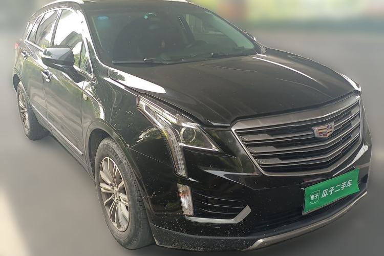 Used Cadillac XT5 2018 25T Luxury Model Front Right 45 Deg