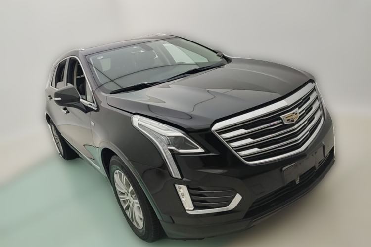 Used Cadillac XT5 2018 28T Four-Wheel Drive Luxury Model Front Right 45 Deg