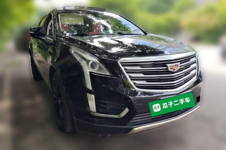 Used Cadillac XT5 2018 28T Four-Wheel Drive Luxury Model Front Right 45 Deg